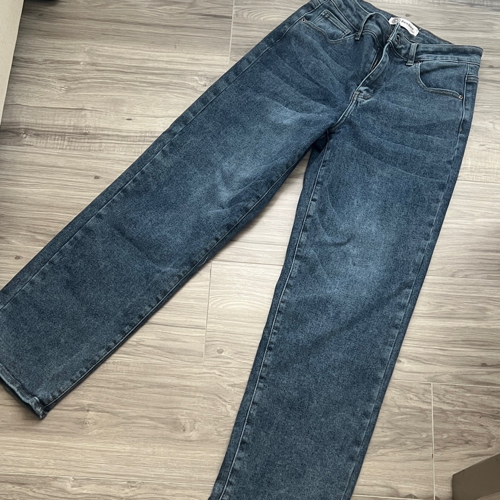 BAMBOO Woman’s Straight Jeans in Dark Indigo Wash